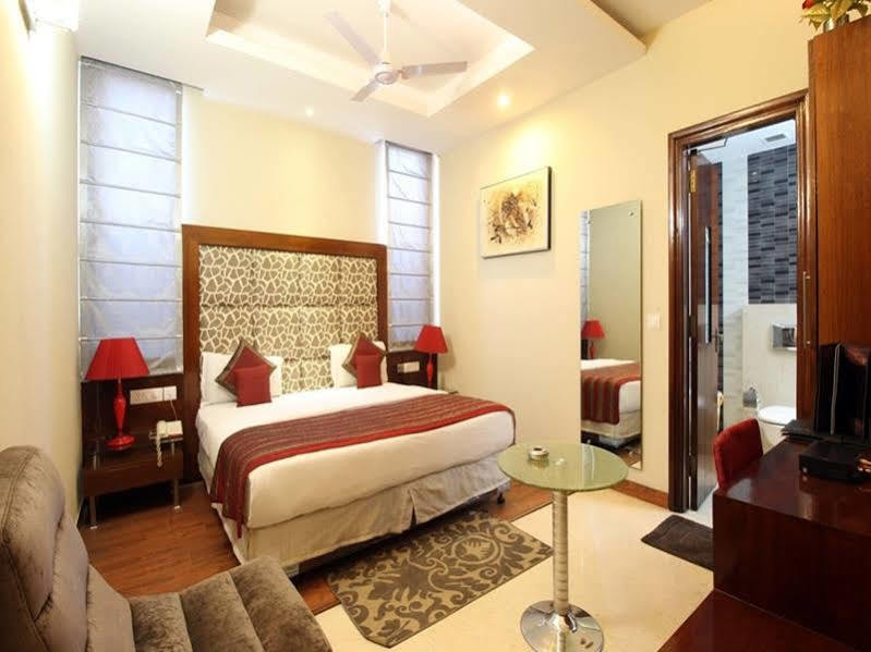 Omega Residency Hotel นิวเดลี ภายนอก รูปภาพ